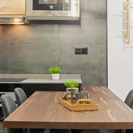 Tendency 5 Apartment *